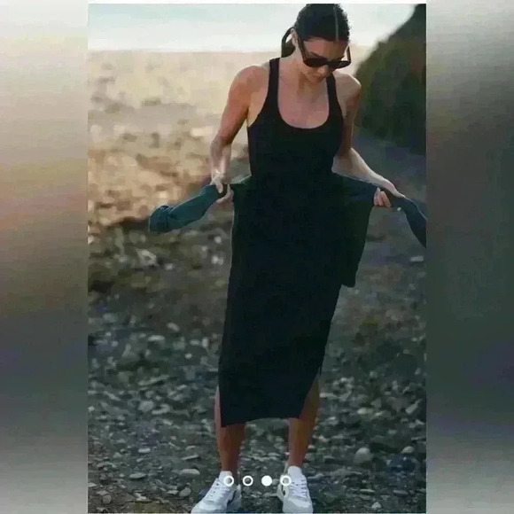 Anthropologie Sweaty Betty Emily Strappy Back Rib Dress in Black - Picture 1 of 12